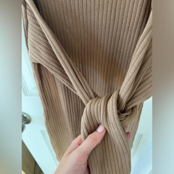 GOOD AMERICAN Sleeveless Rib Knit Tie Waist Midi Dress Taupe Tan Size 3 - Picture 3 of 4